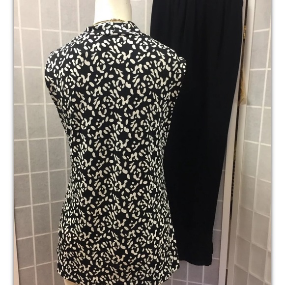 Chico’s/Chaus, set,pant/black,blouse/black/white.: - Picture 2 of 12
